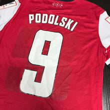 Load image into Gallery viewer, 2013-14 Arsenal｜Home｜Dressing Room Player Issue｜#9 Podolski｜Emirates Cup 2013 Full Set｜90% New｜L｜2013-14 Arsenal Home #9 Podolski Emirates Cup 2013 Version Player Player Issue ( L ) 
