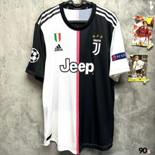 Load image into Gallery viewer, 2019-20 Juventus Home #7 Ronaldo Authentic UCL Set (XL) 
