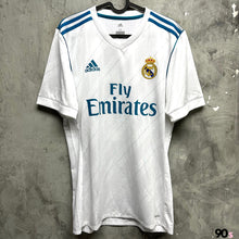 Load image into Gallery viewer, 2017-18 Real Madrid｜Home｜Player Edition｜#5 Zidane｜95% New｜M｜2017-18 Real Madrid Home #5 Zidane Authentic ( M )
