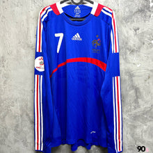 Load image into Gallery viewer, 2007-08 France｜Home Long Sleeve｜Player Edition｜#7 Malouda｜85% New｜XL｜2007-08 France Home L/S #7 Malouda Formation (XL)
