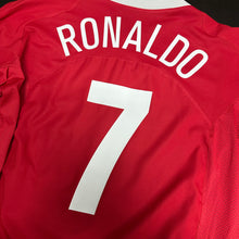 Load image into Gallery viewer, 2005-06 Manchester United｜Home Long Sleeve｜#7 Ronaldo｜UEFA Europa League Full Set｜90% New｜XL｜2005-06 Manchester United Home L/S #7 Ronaldo UCL Set (XL)
