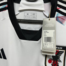 Load image into Gallery viewer, 2022-23 Japan Away｜Away｜#11 Isagi BLUELOCK｜Blue Prison｜BNWT｜M｜2022-23 Japan Away #11 Isagi BLUELOCK (M)

