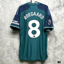 Load image into Gallery viewer, 2023-24 阿仙奴｜第二作客｜球員版｜#8 奧迪加特｜95% New｜L｜2020-21 Arsenal Third #8 Odegaard Authentic ( L )
