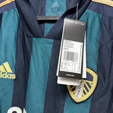 Load image into Gallery viewer, 2020-21 Leeds United｜2nd Away｜BNWT｜M｜2020-21 Leeds Third (M)
