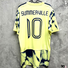 Load image into Gallery viewer, 2022-23 Leeds United｜2nd Away｜#10 Summerville｜BNWT｜L｜2022-23 Leeds Third #10 Summerville ( L ) 

