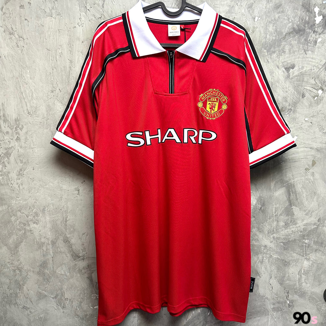 《原裝復刻》1998-99 曼聯｜官方復刻主場｜連復刻字章｜BNWT｜1998-99 Manchester United Official Retro Home with retro printing ( Multiple Sizes )