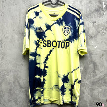 Load image into Gallery viewer, 2022-23 Leeds United｜2nd Away｜#10 Summerville｜BNWT｜L｜2022-23 Leeds Third #10 Summerville ( L ) 
