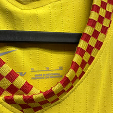 Load image into Gallery viewer, 2021-22 利物浦｜第二作客｜球員版｜95% New｜XL｜2021-22 Liverpool Third authentic with epl badge ( XL )
