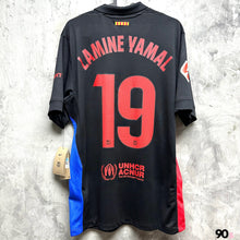 將圖片載入圖庫檢視器 2024-25 巴塞隆拿｜作客｜#19 也馬｜西甲 Full Set｜BNWT｜2024-25 Barcelona Away #19 Lamine Yamal La Liga Set ( Multiple Sizes )

