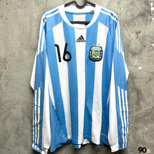 Load image into Gallery viewer, 2010-11 Argentina Home L/S Authentic #16 Kun Agüero (XL) 
