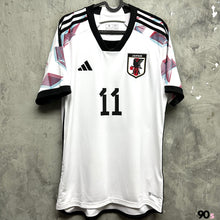 Load image into Gallery viewer, 2022-23 Japan Away｜Away｜#11 Isagi BLUELOCK｜Blue Prison｜BNWT｜M｜2022-23 Japan Away #11 Isagi BLUELOCK (M)
