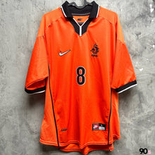 將圖片載入圖庫檢視器 1998-00 荷蘭｜主場｜#8 柏金｜95% New｜L｜1998-00 Holland Home #8 Bergkamp ( L )
