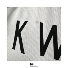 Load image into Gallery viewer, 2016-17 Hong Kong｜Guest｜#10 KW LAM｜90% New｜L｜2016-17 Hong Kong Away #10 KW LAM ( L )
