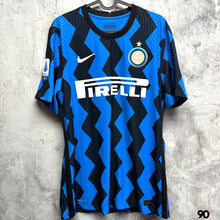 Load image into Gallery viewer, 2021-22 Inter Home #23 Barella Serie A Authentic ( L )
