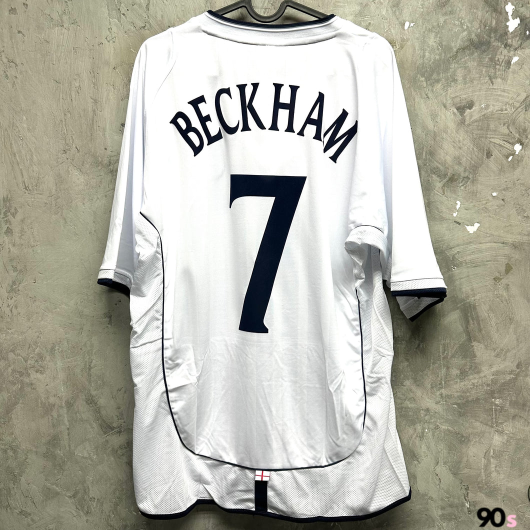 《原裝復刻》2002 英格蘭｜Scoredraw復刻主場｜連復刻印字｜BNWT｜2002 England x Scoredraw Retro Home with Printing( Multiple Sizes )