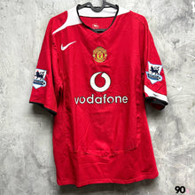 Load image into Gallery viewer, 2005-06 Manchester United｜Home｜#7 Ronaldo｜EPL Full Set｜90% New｜M｜2005-06 Manchester United Home #7 Ronaldo EPL Set ( M )
