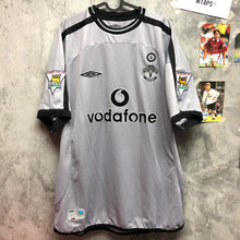 將圖片載入圖庫檢視器 2000-01 曼聯｜GK｜#1 巴夫斯｜英超Full Set｜95% New｜L｜2000-01 Manchester United GK #1 Barthez (EPL Full Set) (L)
